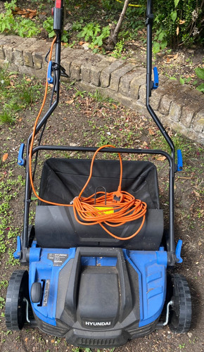 Pre loved hyundai - hyundai, hysc1500e