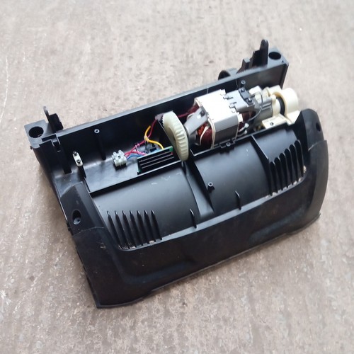 Qualcast electric lawn rake - qualcast,